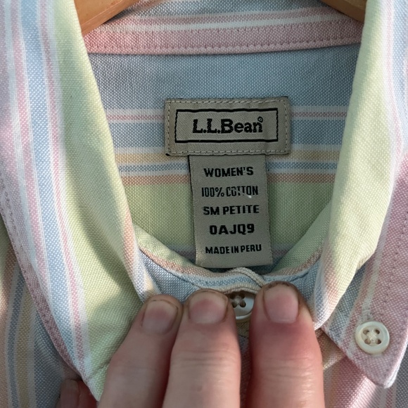 LL Bean Vintagr Oxford Button Down Shirt, Pastel Stripe, S Petite - Picture 7 of 9